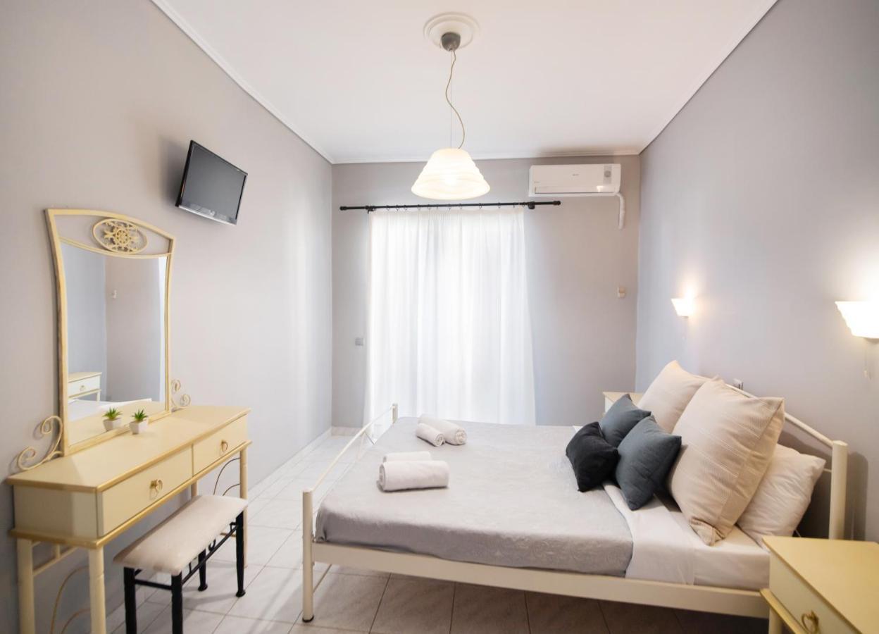 Appartamento George House Kariótai Esterno foto